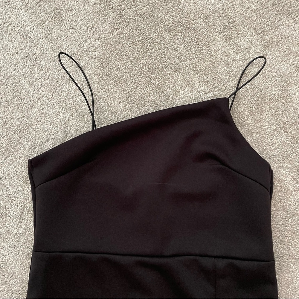 Split Hem Sleeveless Bodycon Dress 🖤 - Picture 3 of 3